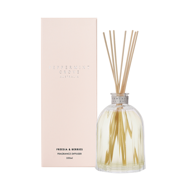 FREESIA + BERRIES FRAGRANCE DIFFUSER (350 ml)